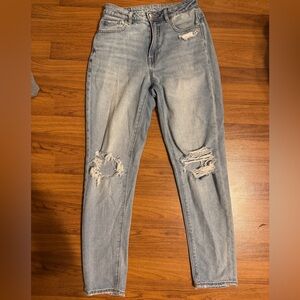 American Eagle Mom Jeans